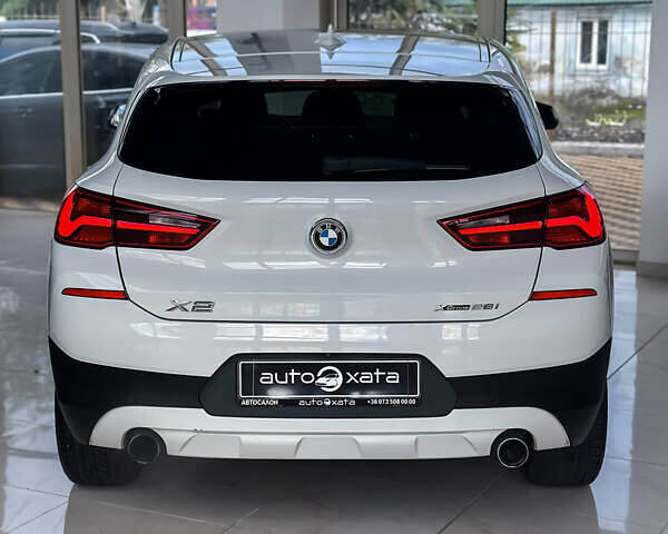 Білий БМВ X2, об'ємом двигуна 2 л та пробігом 64 тис. км за 23000 $, фото 4 на Automoto.ua