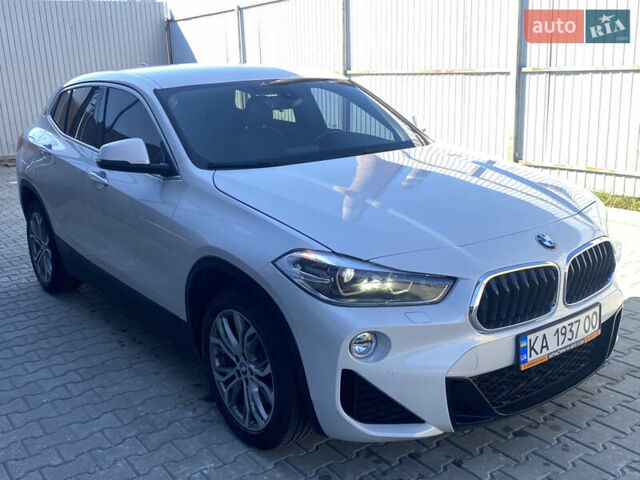 Белый БМВ X2, объемом двигателя 2 л и пробегом 122 тыс. км за 19500 $, фото 2 на Automoto.ua