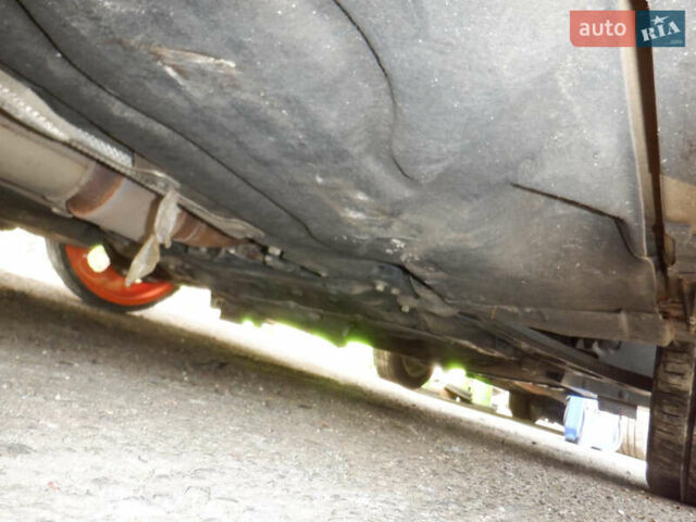 Білий БМВ X2, об'ємом двигуна 2 л та пробігом 165 тис. км за 14000 $, фото 16 на Automoto.ua