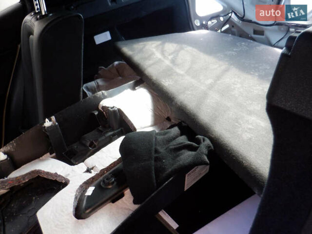 Білий БМВ X2, об'ємом двигуна 2 л та пробігом 165 тис. км за 14000 $, фото 13 на Automoto.ua