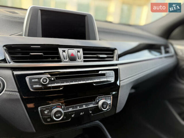 Білий БМВ X2, об'ємом двигуна 2 л та пробігом 102 тис. км за 19700 $, фото 27 на Automoto.ua