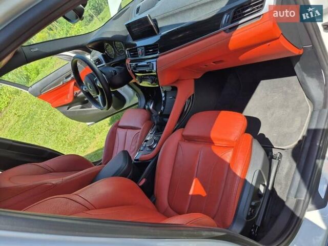 Белый БМВ X2, объемом двигателя 2 л и пробегом 186 тыс. км за 21900 $, фото 27 на Automoto.ua