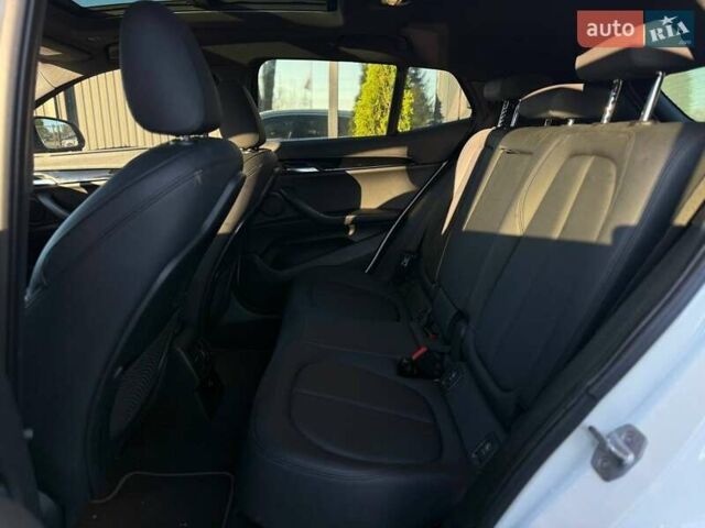 Білий БМВ X2, об'ємом двигуна 2 л та пробігом 137 тис. км за 23500 $, фото 16 на Automoto.ua