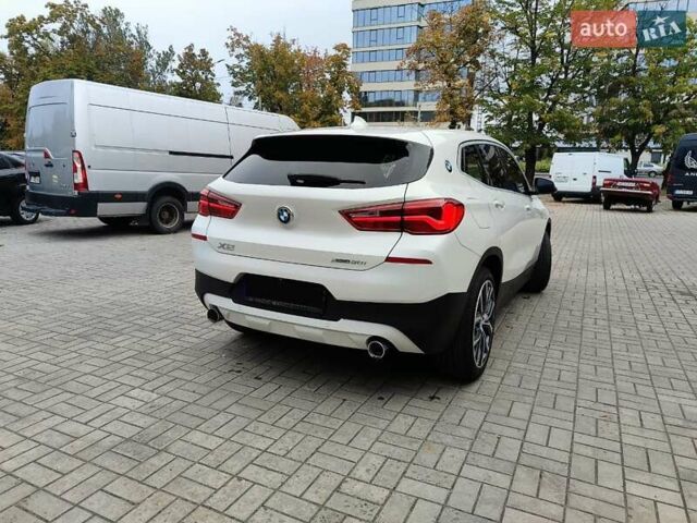 Белый БМВ X2, объемом двигателя 2 л и пробегом 50 тыс. км за 23400 $, фото 5 на Automoto.ua