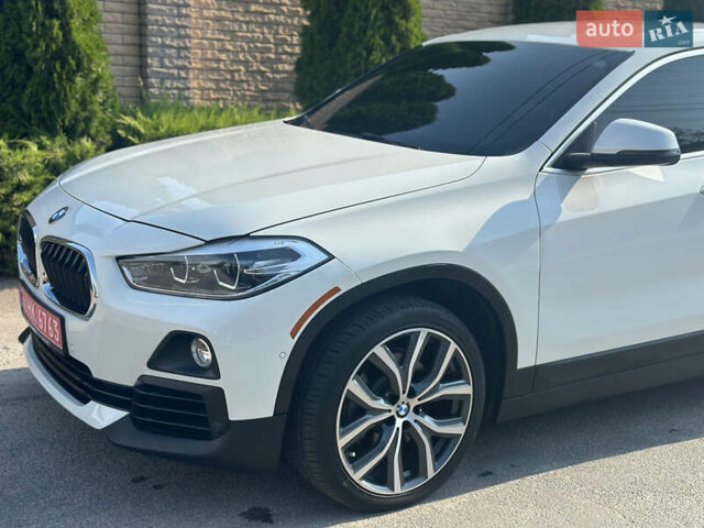 БМВ X2 2018 в Виннице на Automoto.ua Белый БМВ X2, объемом двигателя 2 л и пробегом 114 тыс. км за 19900 $, фото 6 на Automoto.ua