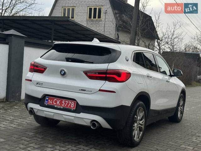 Белый БМВ X2, объемом двигателя 2 л и пробегом 144 тыс. км за 17800 $, фото 3 на Automoto.ua