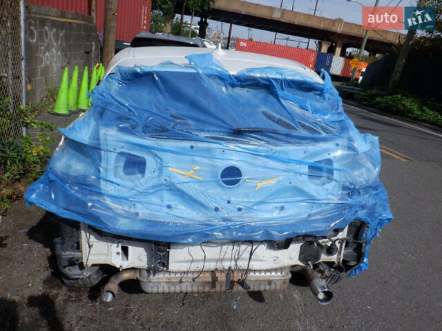 Білий БМВ X2, об'ємом двигуна 2 л та пробігом 165 тис. км за 14000 $, фото 4 на Automoto.ua