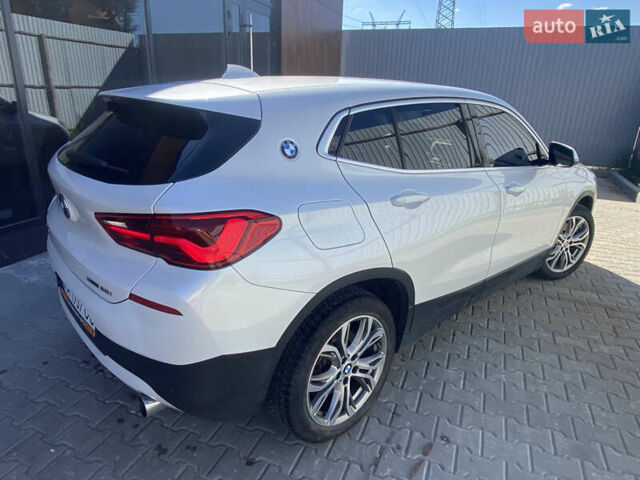 Белый БМВ X2, объемом двигателя 2 л и пробегом 122 тыс. км за 19500 $, фото 7 на Automoto.ua