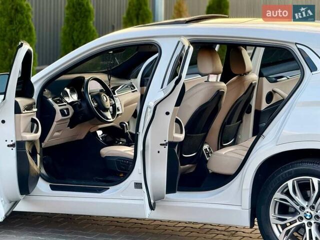 Белый БМВ X2, объемом двигателя 2 л и пробегом 159 тыс. км за 20900 $, фото 4 на Automoto.ua