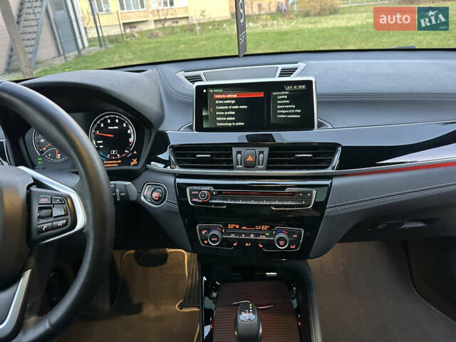 Белый БМВ X2, объемом двигателя 2 л и пробегом 128 тыс. км за 21700 $, фото 17 на Automoto.ua