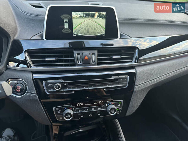 Белый БМВ X2, объемом двигателя 2 л и пробегом 73 тыс. км за 26300 $, фото 1 на Automoto.ua