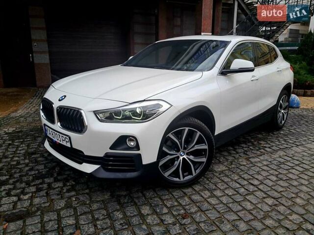 Белый БМВ X2, объемом двигателя 2 л и пробегом 96 тыс. км за 26500 $, фото 5 на Automoto.ua