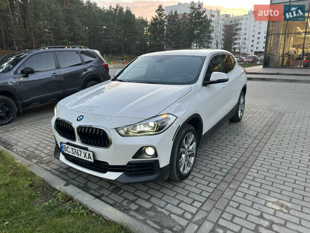 Белый БМВ X2, объемом двигателя 2 л и пробегом 128 тыс. км за 21700 $, фото 2 на Automoto.ua