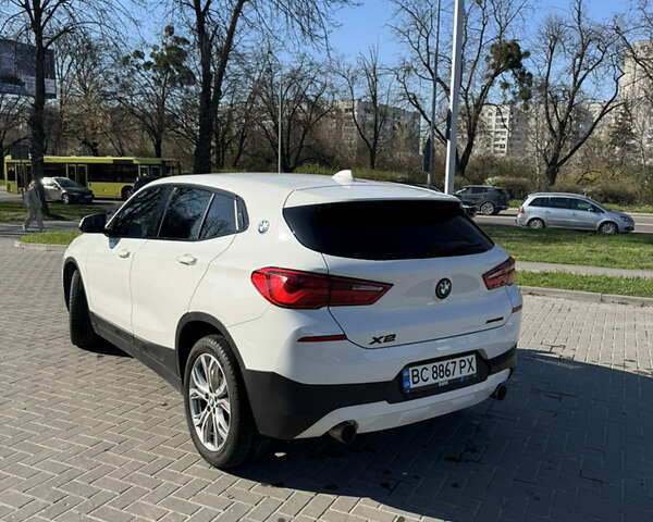 Белый БМВ X2, объемом двигателя 2 л и пробегом 77 тыс. км за 23200 $, фото 11 на Automoto.ua