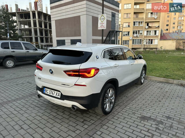 Белый БМВ X2, объемом двигателя 2 л и пробегом 128 тыс. км за 21700 $, фото 8 на Automoto.ua