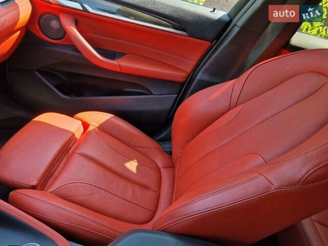 Белый БМВ X2, объемом двигателя 2 л и пробегом 186 тыс. км за 21900 $, фото 13 на Automoto.ua