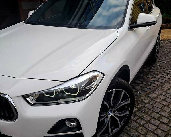 Белый БМВ X2, объемом двигателя 2 л и пробегом 96 тыс. км за 26500 $, фото 27 на Automoto.ua
