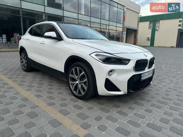 Белый БМВ X2, объемом двигателя 2 л и пробегом 73 тыс. км за 26300 $, фото 39 на Automoto.ua