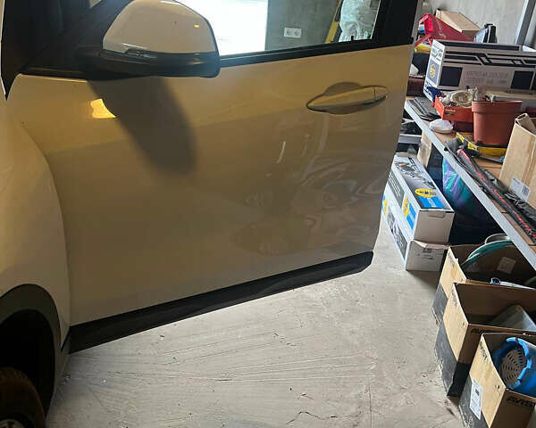 Білий БМВ X2, об'ємом двигуна 2 л та пробігом 53 тис. км за 24500 $, фото 14 на Automoto.ua