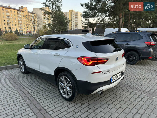 Белый БМВ X2, объемом двигателя 2 л и пробегом 128 тыс. км за 21700 $, фото 10 на Automoto.ua