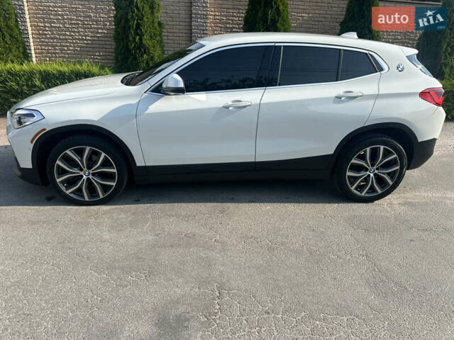 БМВ X2 2018 в Виннице на Automoto.ua Белый БМВ X2, объемом двигателя 2 л и пробегом 114 тыс. км за 19900 $, фото 5 на Automoto.ua