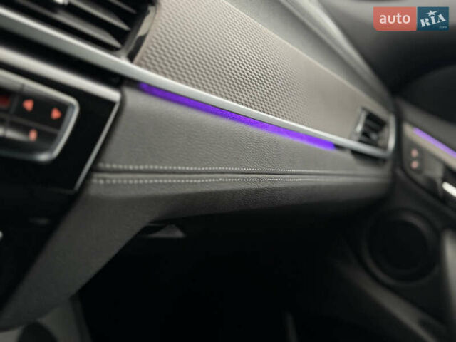 Белый БМВ X2, объемом двигателя 2 л и пробегом 122 тыс. км за 19980 $, фото 29 на Automoto.ua