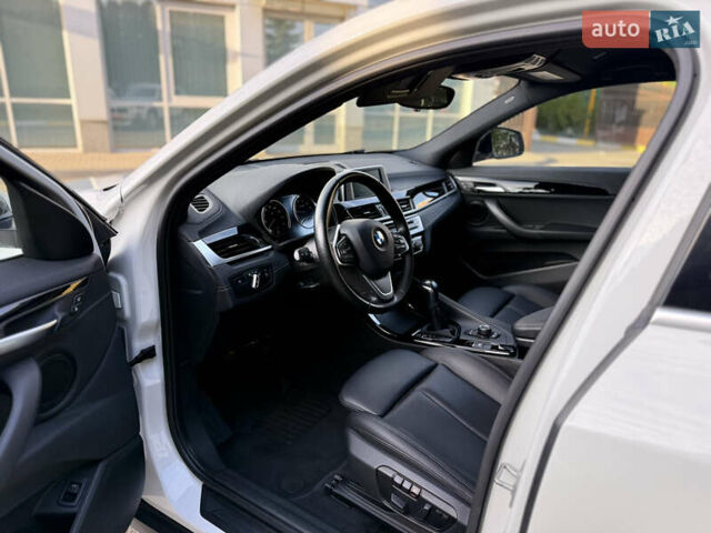 Білий БМВ X2, об'ємом двигуна 2 л та пробігом 102 тис. км за 19700 $, фото 18 на Automoto.ua