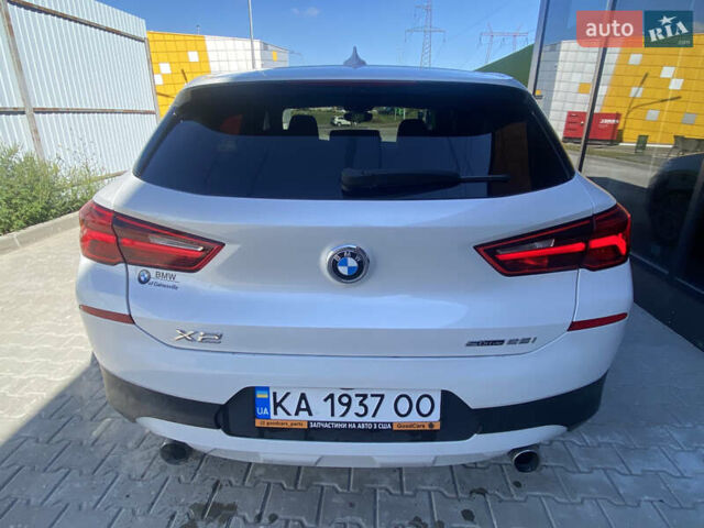Белый БМВ X2, объемом двигателя 2 л и пробегом 122 тыс. км за 19500 $, фото 6 на Automoto.ua