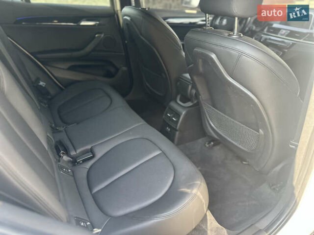 БМВ X2 2018 в Виннице на Automoto.ua Белый БМВ X2, объемом двигателя 2 л и пробегом 114 тыс. км за 19900 $, фото 11 на Automoto.ua