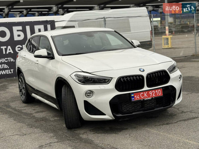 Белый БМВ X2, объемом двигателя 2 л и пробегом 122 тыс. км за 19980 $, фото 8 на Automoto.ua