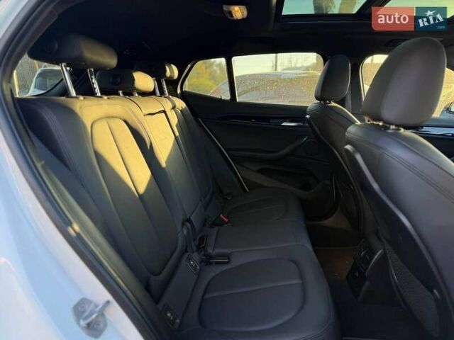 Білий БМВ X2, об'ємом двигуна 2 л та пробігом 137 тис. км за 23500 $, фото 19 на Automoto.ua