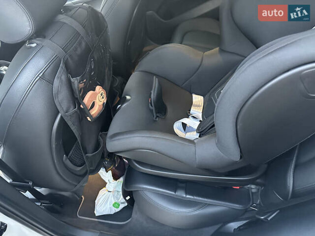 Белый БМВ X2, объемом двигателя 2 л и пробегом 73 тыс. км за 26300 $, фото 9 на Automoto.ua