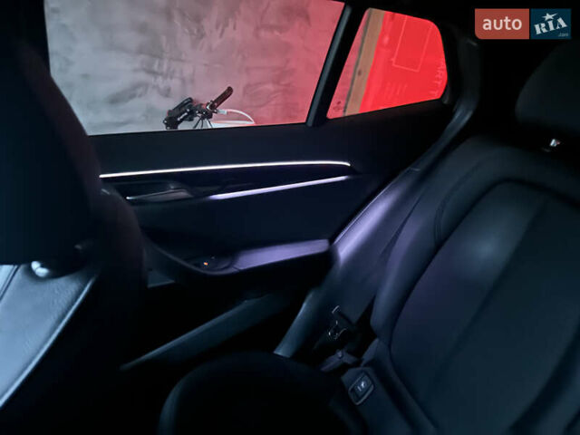 Белый БМВ X2, объемом двигателя 2 л и пробегом 73 тыс. км за 26300 $, фото 60 на Automoto.ua
