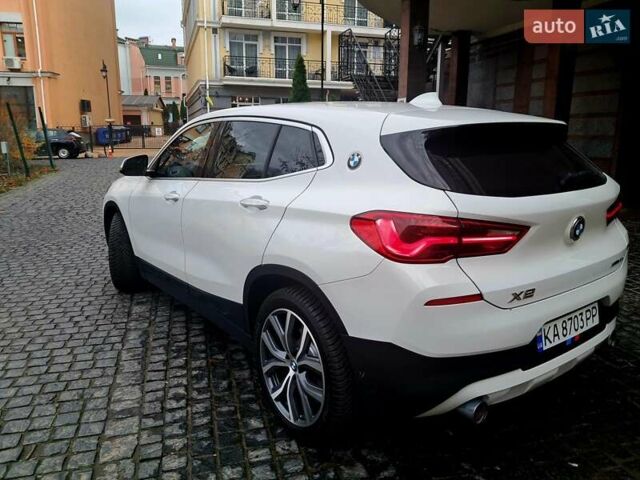 Белый БМВ X2, объемом двигателя 2 л и пробегом 96 тыс. км за 26500 $, фото 4 на Automoto.ua