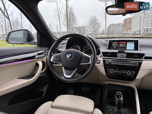 Белый БМВ X2, объемом двигателя 2 л и пробегом 67 тыс. км за 23000 $, фото 18 на Automoto.ua