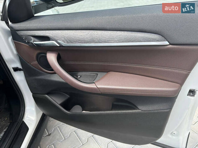 Білий БМВ X2, об'ємом двигуна 2 л та пробігом 113 тис. км за 24400 $, фото 22 на Automoto.ua