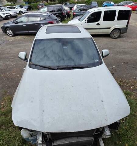 Белый БМВ X2, объемом двигателя 2 л и пробегом 111 тыс. км за 13300 $, фото 26 на Automoto.ua