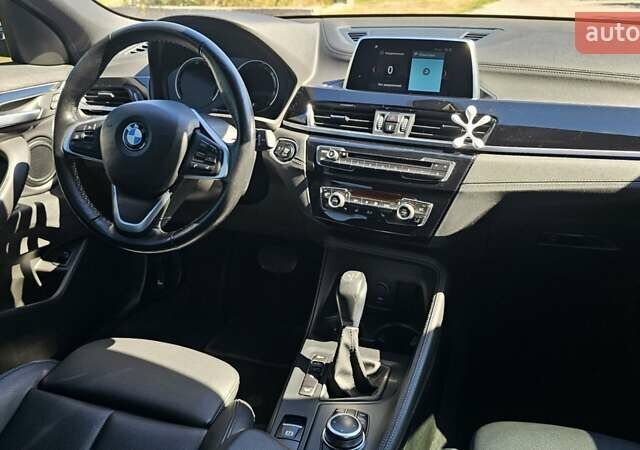 Белый БМВ X2, объемом двигателя 2 л и пробегом 84 тыс. км за 22800 $, фото 34 на Automoto.ua