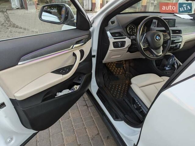 Белый БМВ X2, объемом двигателя 2 л и пробегом 55 тыс. км за 22800 $, фото 11 на Automoto.ua