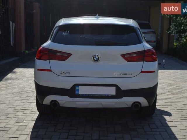Белый БМВ X2, объемом двигателя 2 л и пробегом 74 тыс. км за 21900 $, фото 15 на Automoto.ua