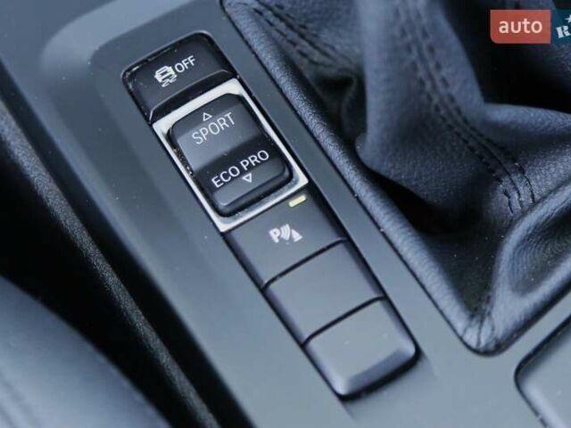 Белый БМВ X2, объемом двигателя 2 л и пробегом 131 тыс. км за 18500 $, фото 20 на Automoto.ua