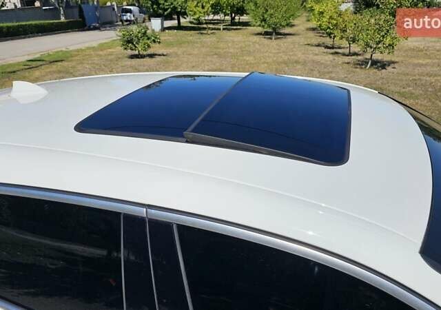 Белый БМВ X2, объемом двигателя 2 л и пробегом 84 тыс. км за 22800 $, фото 15 на Automoto.ua