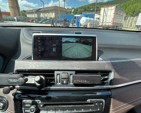 Білий БМВ X2, об'ємом двигуна 2 л та пробігом 113 тис. км за 24400 $, фото 20 на Automoto.ua