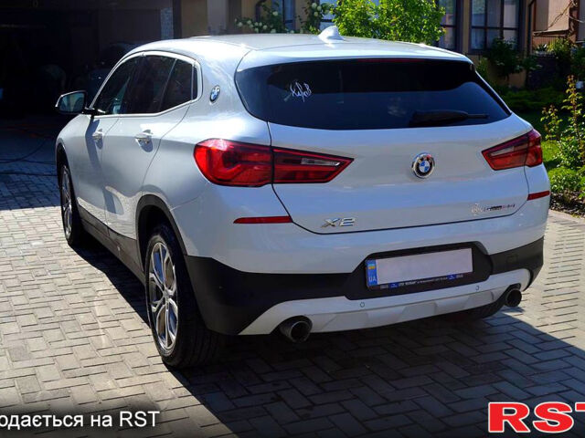 Белый БМВ X2, объемом двигателя 2 л и пробегом 74 тыс. км за 20500 $, фото 1 на Automoto.ua