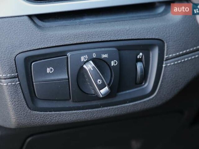 Белый БМВ X2, объемом двигателя 2 л и пробегом 131 тыс. км за 18500 $, фото 23 на Automoto.ua