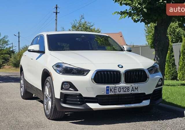 Белый БМВ X2, объемом двигателя 2 л и пробегом 84 тыс. км за 22800 $, фото 3 на Automoto.ua