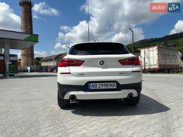 Білий БМВ X2, об'ємом двигуна 2 л та пробігом 113 тис. км за 24400 $, фото 4 на Automoto.ua