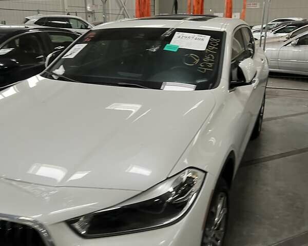 Белый БМВ X2, объемом двигателя 2 л и пробегом 70 тыс. км за 17000 $, фото 11 на Automoto.ua