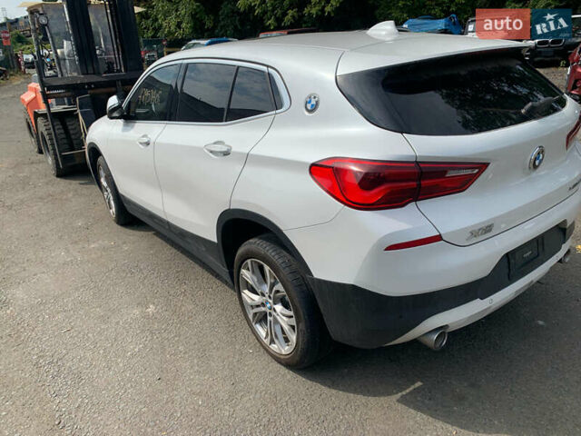 Белый БМВ X2, объемом двигателя 2 л и пробегом 70 тыс. км за 17000 $, фото 8 на Automoto.ua