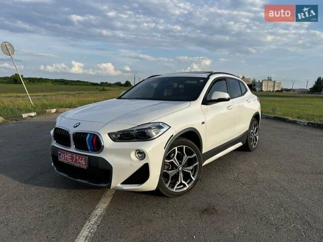 Белый БМВ X2, объемом двигателя 2 л и пробегом 43 тыс. км за 24900 $, фото 2 на Automoto.ua